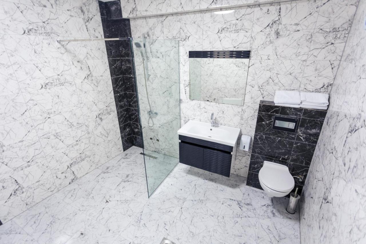 City Hotel Ferizaj Zewnętrze zdjęcie